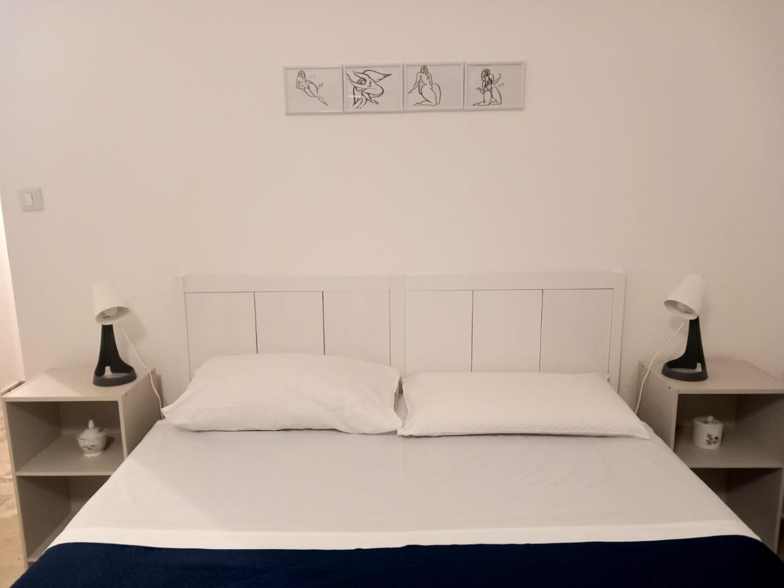 Casa Carina In Centro Apartment ปาแลร์โม ภายนอก รูปภาพ